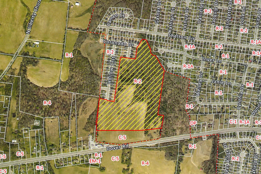 326unit apartment complex proposed at Rossview and Basham Lane in