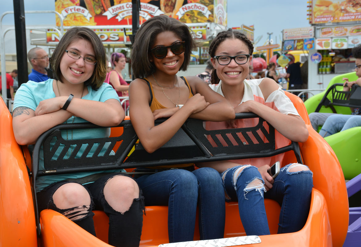 PHOTOS: Spring into Summer in Oak Grove - ClarksvilleNow.com