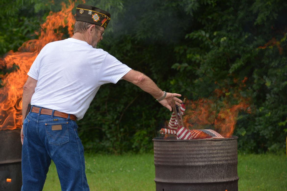 Flag Day Retirement Ceremony - ClarksvilleNow.com, image size:1170x780