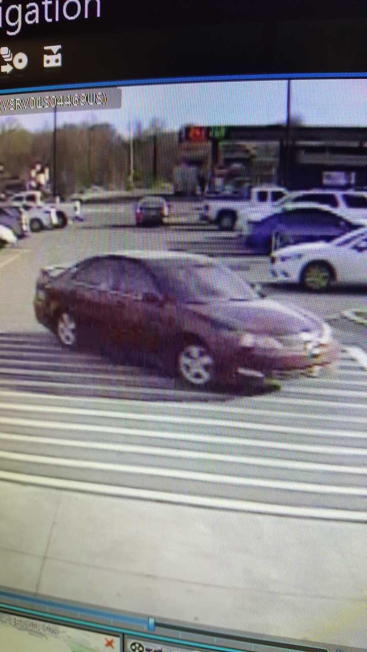Clarksville police ask for help identifying indecent exposure suspect ...