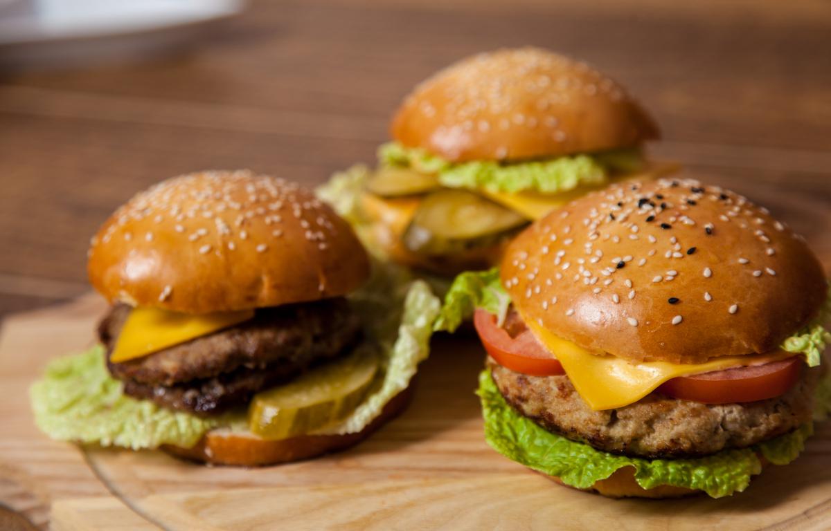 cheeseburgers