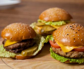 cheeseburgers