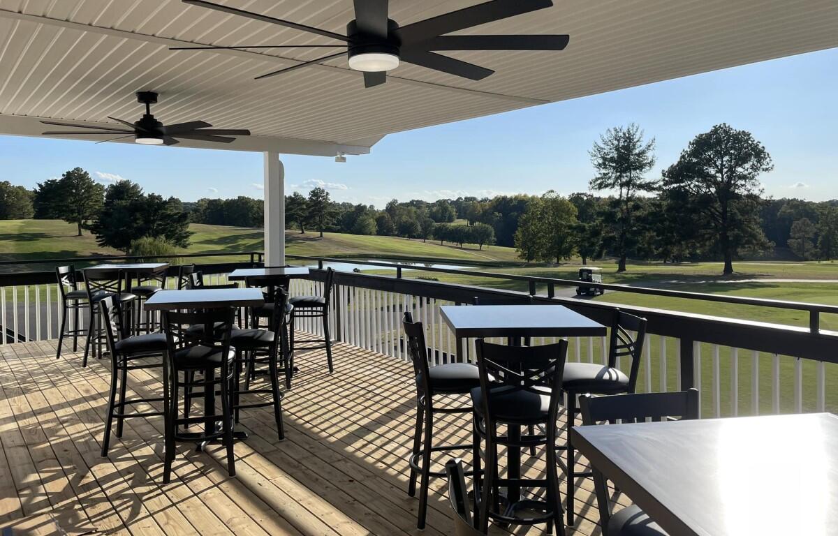 The patio at Oak Hills Golf Course (Contributed)