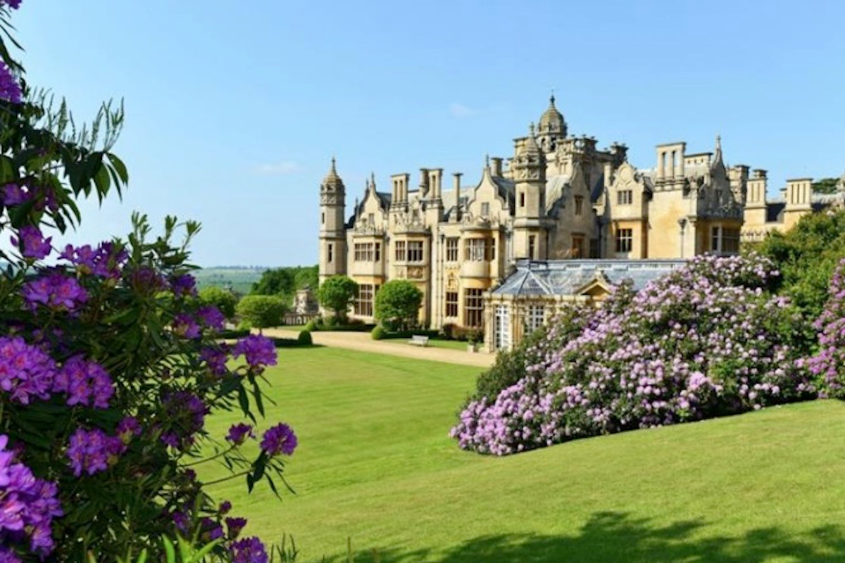New study abroad program sends students to live in a Victorian manor near London