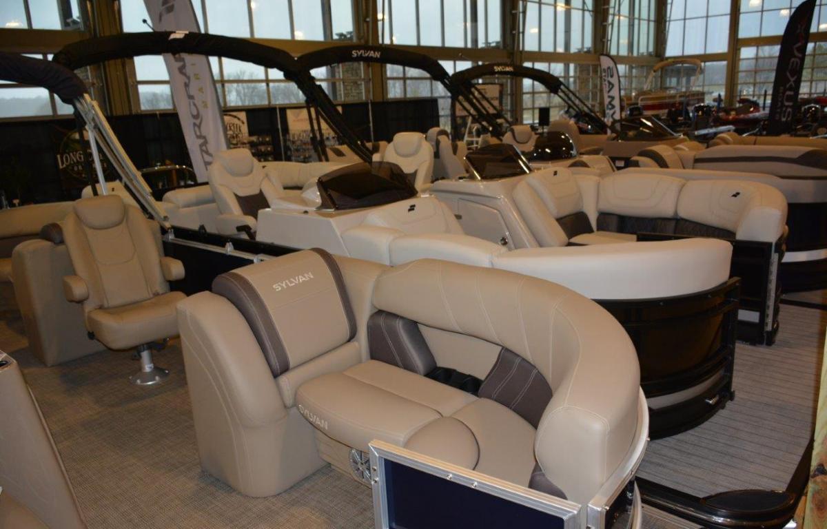 pontoon