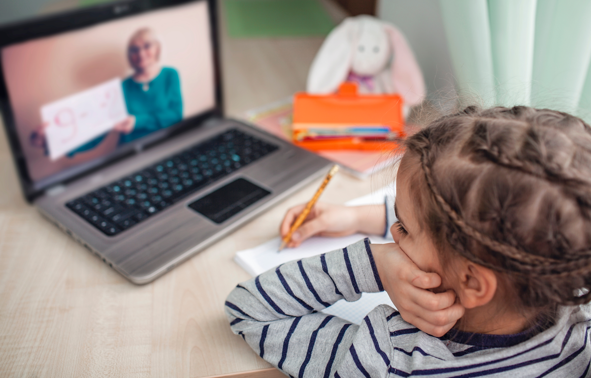 child with computer