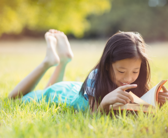 girl reading