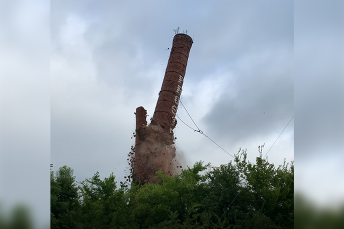 Frosty Morn tower brought crashing down in Clarksville