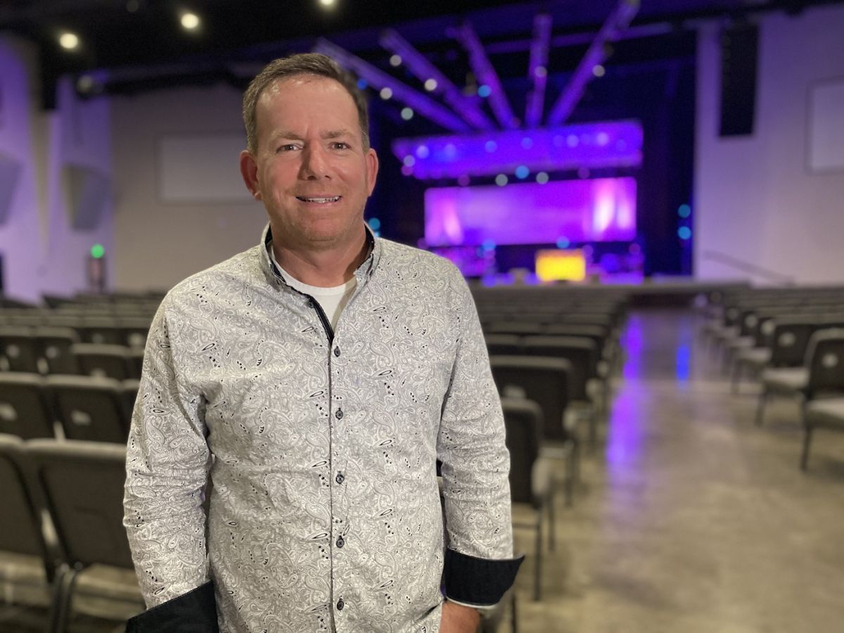 Church’s 330px-Zoar_Moravian_Church.jpg