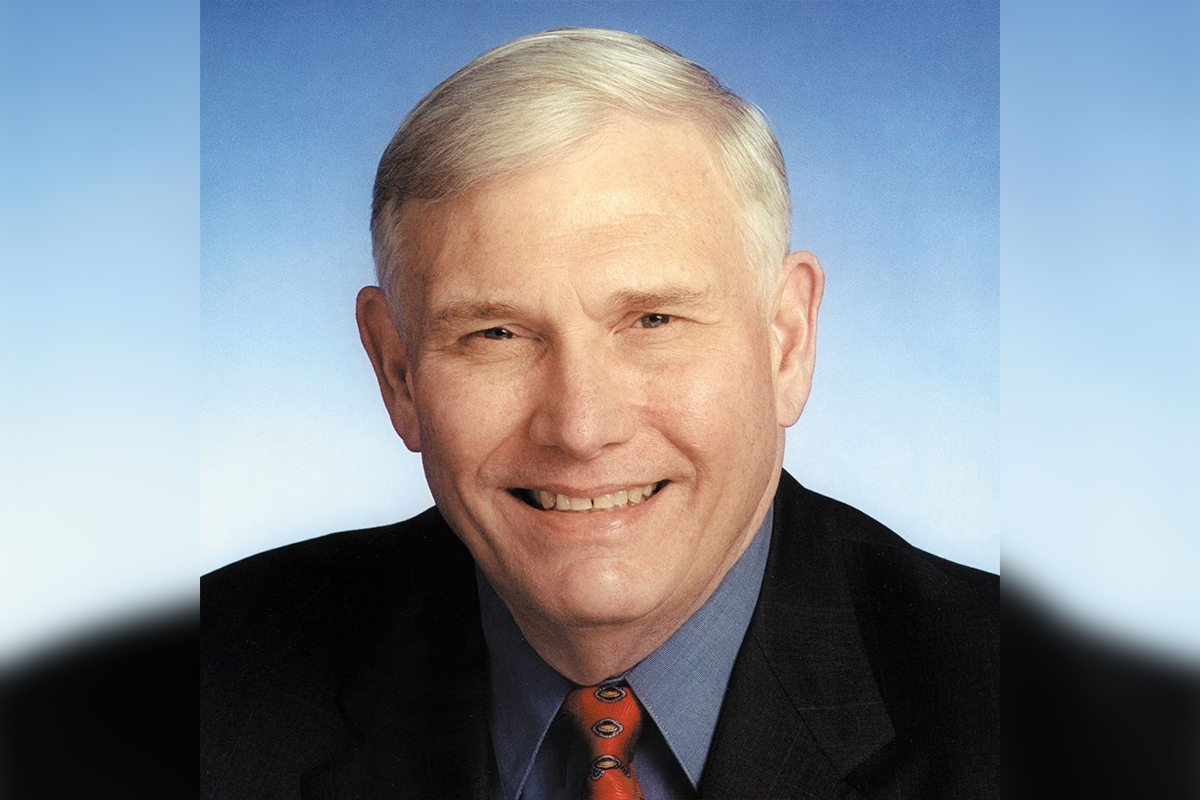 Riley Darnell, Tennessee secretary of state for 16 years, dies in Clarksville