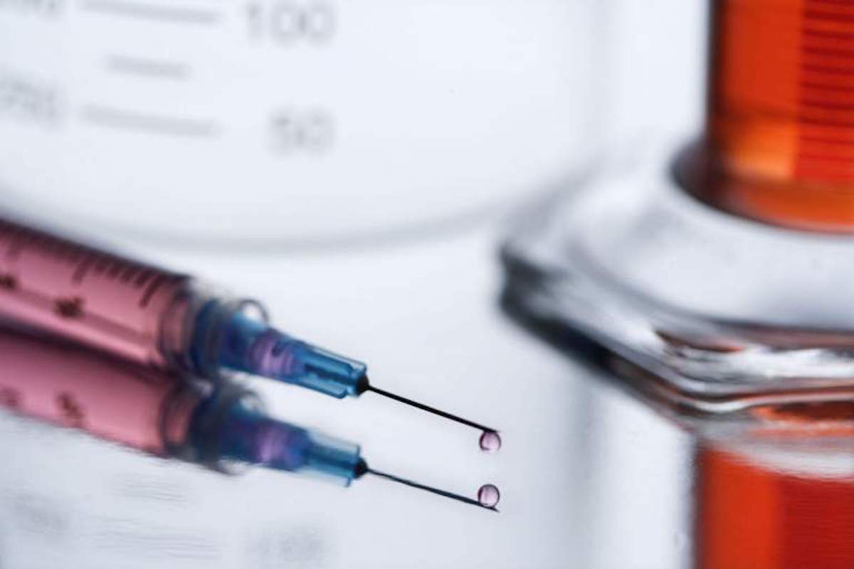 COVID-19 active cases in Clarksville plateau, almost 9% of county has received a vaccine