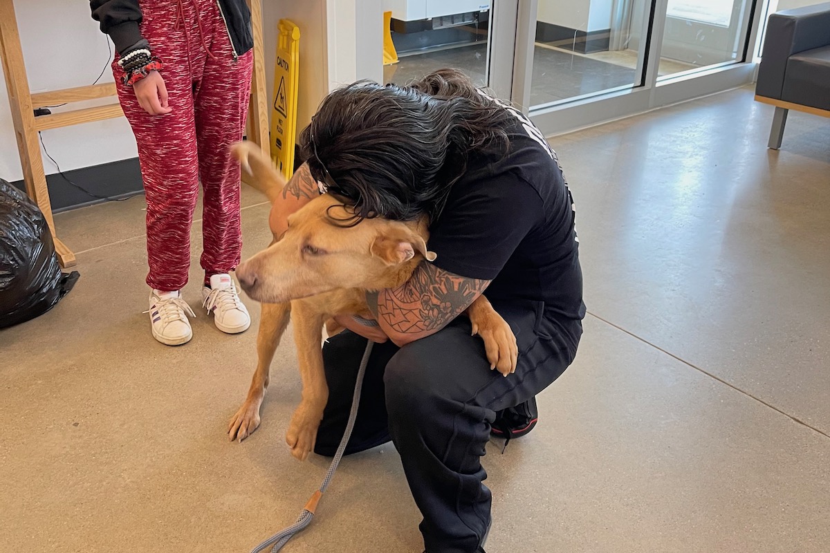 Veteran in Clarksville reunites with lost dog in Cleveland after 4 years apart Veteran in Clarksville reunites with lost dog in Cleveland after 4 years apart