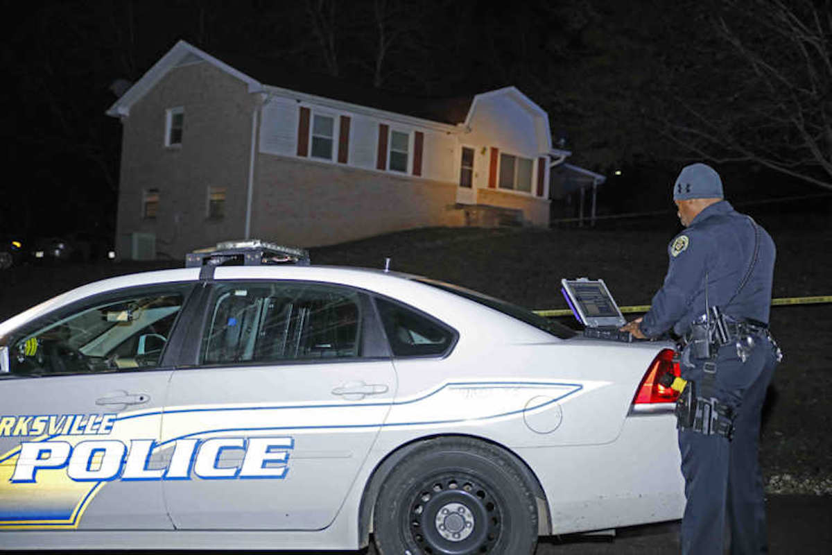 2 charged with murder, kidnapping in 2017 home invasion on Hundred Oaks Drive