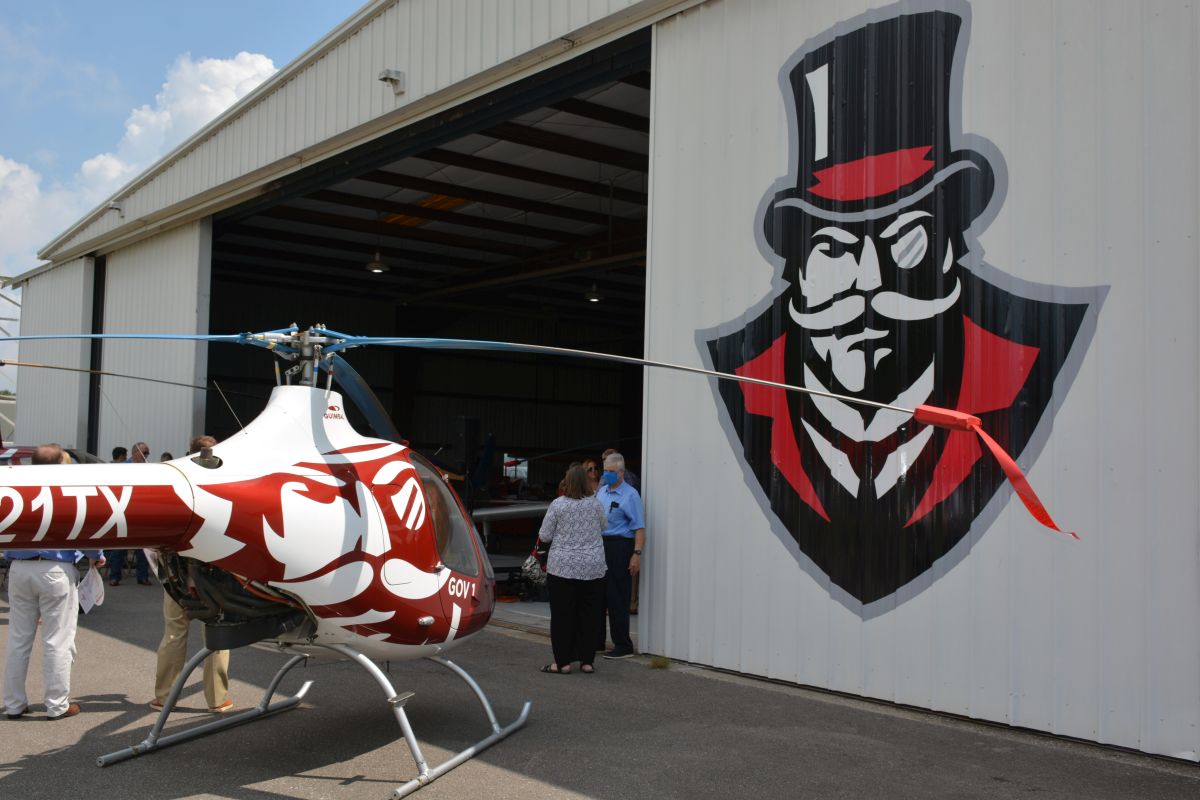 Austin Peay State University cuts ribbon on Aviation Science Facility