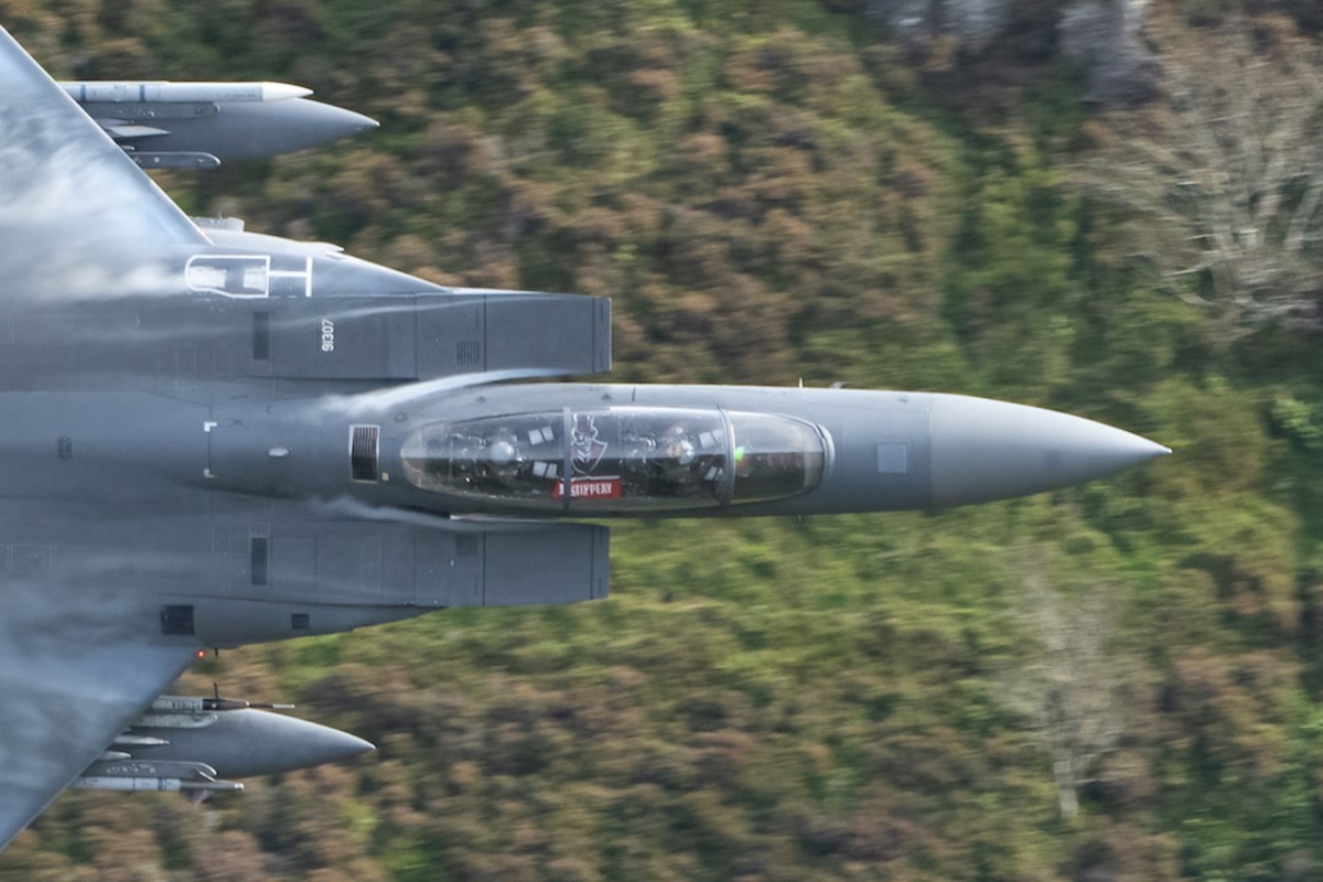 Austin Peay flag flies in fighter jet navigating Britain’s famed Mach Loop