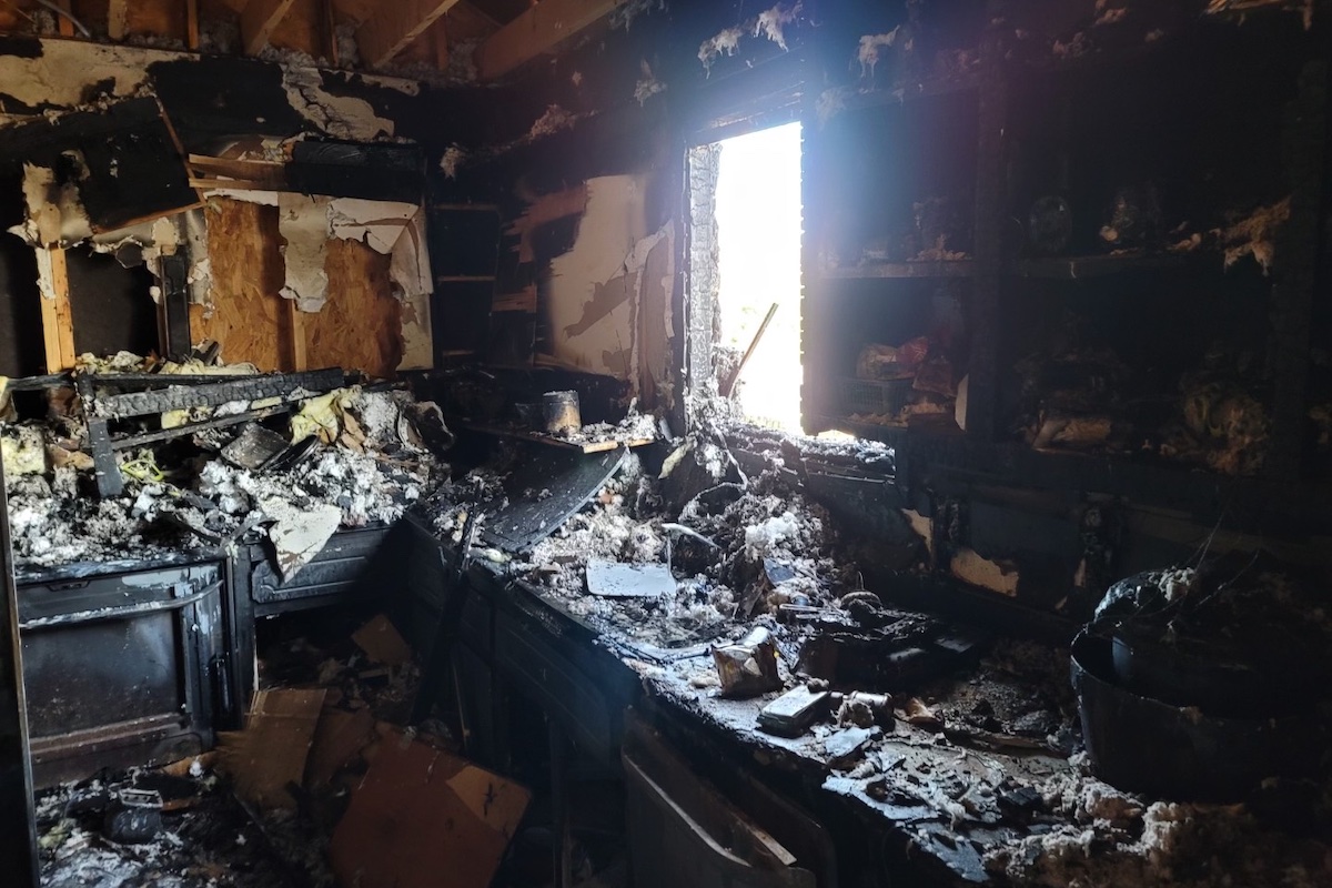 11-year-old rescues 4 young siblings from burning house in Clarksville