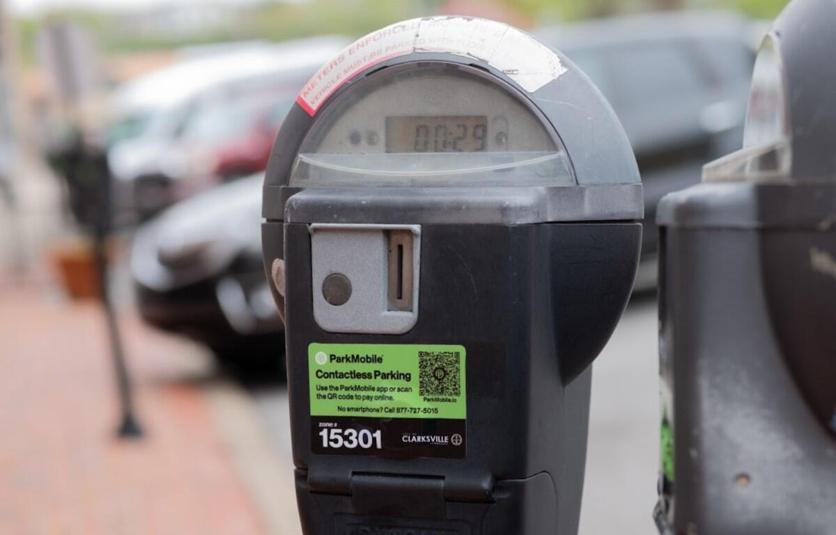 Analog parking meter in downtown Clarksville with a Parkmobile option. (Contributed)