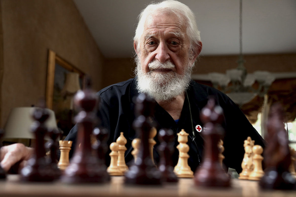 Your move: Life-saving 85-year-old Clarksville man ready to donate 44th gallon of blood Your move: Life-saving 85-year-old Clarksville man ready to donate 44th gallon of blood