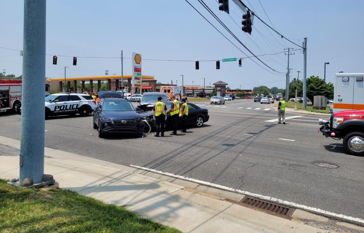 Several cars crashed at Wilma Rudolph Boulevard and Needmore Road on June 17, 2023. (CPD photo)