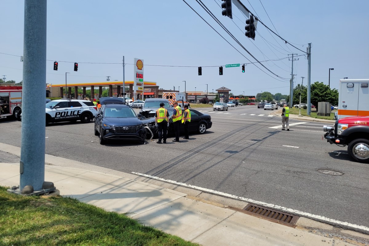 Several cars crashed at Wilma Rudolph Boulevard and Needmore Road on June 17, 2023. (CPD photo)