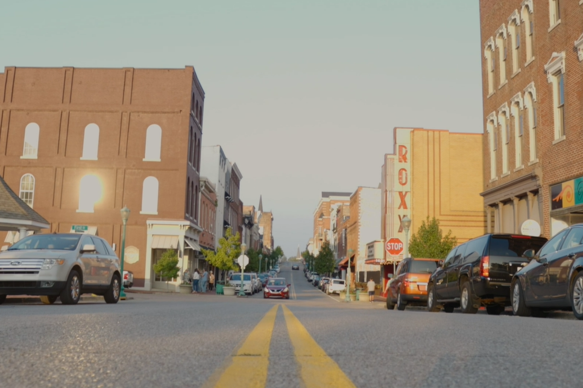 First Thursday Artwalk in Downtown Clarksville on September 7th, 2023. (Wesley Irvin)