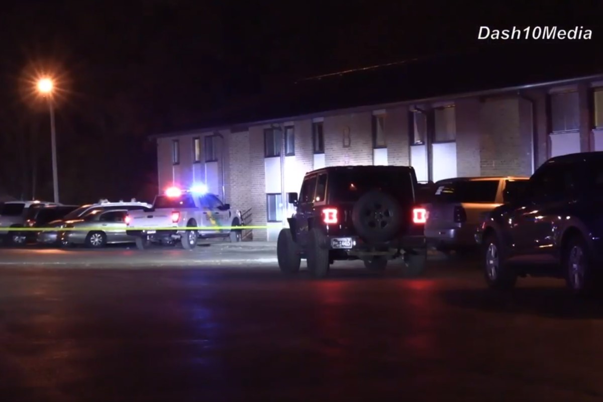 Man stabbed outside Ramblewood Apartments in Montgomery County, suspect at large