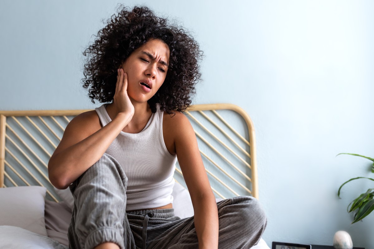 Every morning I wake up with a sore jaw. What’s going on? | Ask the Expert Every morning I wake up with a sore jaw. What’s going on? | Ask the Expert