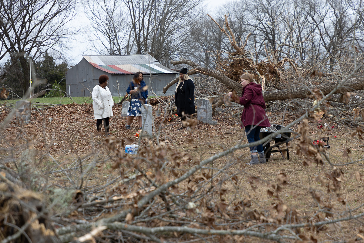 UPDATE: Tornado cleanup set for Monday morning in Clarksville, volunteers needed