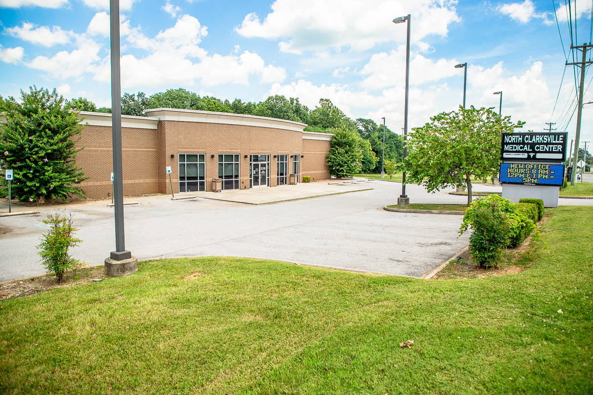 Doctor put on probation by state board over opioid prescriptions, Clarksville clinic raided by TBI, DEA Doctor put on probation by state board over opioid prescriptions, Clarksville clinic raided by TBI, DEA