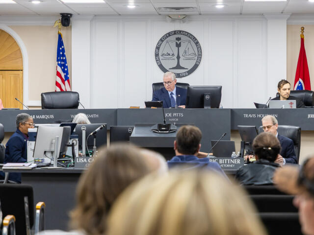 Clarksville City Council Meeting on March 6, 2025. (Wesley Irvin)