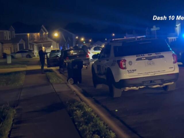 Police arrest man after 5 1/2 hour barricade in north Clarksville ...