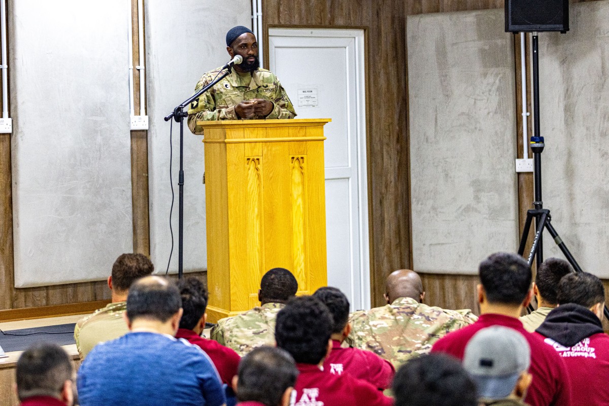 U.S. Army Chaplain assigned to 101st Combat Aviation Brigade speaks at a Jumu'ah Mubarak service for Muslim soldiers and civilians on Erbil Air Base, Iraq, March 7, 2025. (U.S. Army photo by Capt. Andrew Lightsey IV)