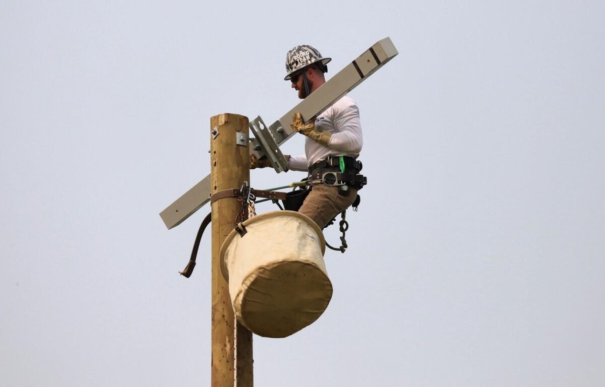 CDE Lightband team at the Tennessee Valley Lineman Rodeo in May 2025. (CDE, contributed)
