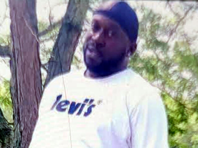The Clarksville Police Department is asking for the public's assistance locating missing 45-year-old Bennie "BJ" Johnson Jr. (CPD contributed)