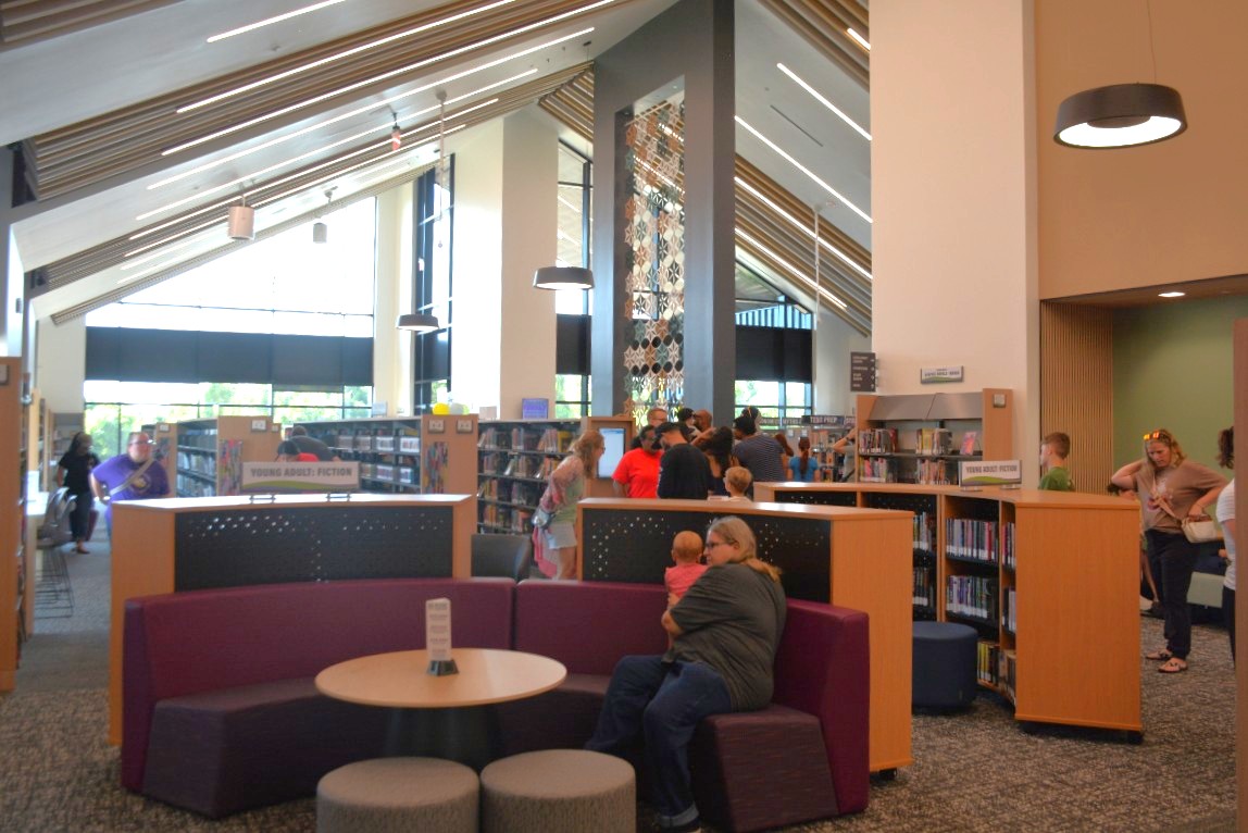 Grand opening of the North Branch Library in Clarksville, Sept. 13, 2025 (Daynnah Carmona)