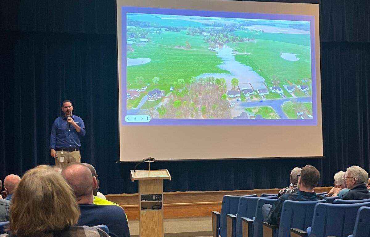 Street Department Director David Smith addressing concerned citizens at the Woodstock Neighborhood meeting on Oct. 9, 2025. (Jazmin Logan)