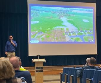 Street Department Director David Smith addressing concerned citizens at the Woodstock Neighborhood meeting on Oct. 9, 2025. (Jazmin Logan)