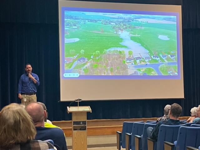 Street Department Director David Smith addressing concerned citizens at the Woodstock Neighborhood meeting on Oct. 9, 2025. (Jazmin Logan)