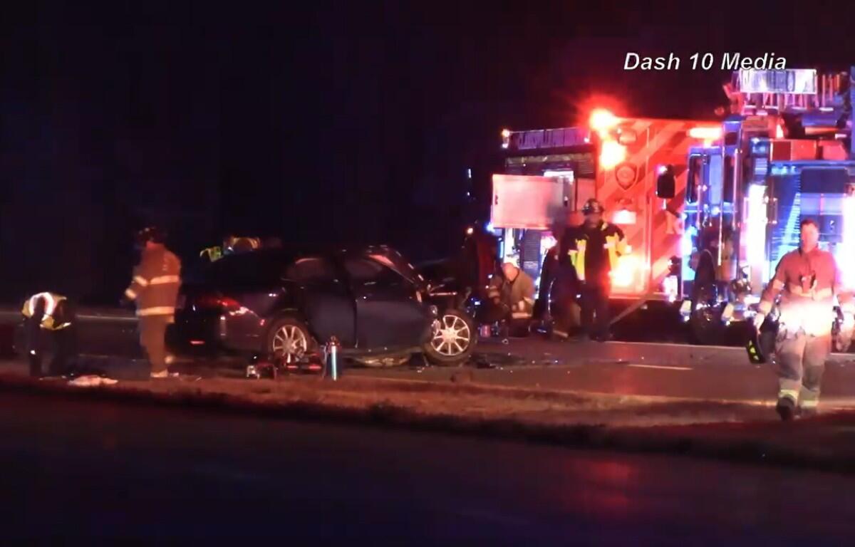 A multi-vehicle wreck on the 101st Airborne Division Parkway on Dec. 19, 2025. (Enrique Hernandez, Dash 10 Media)