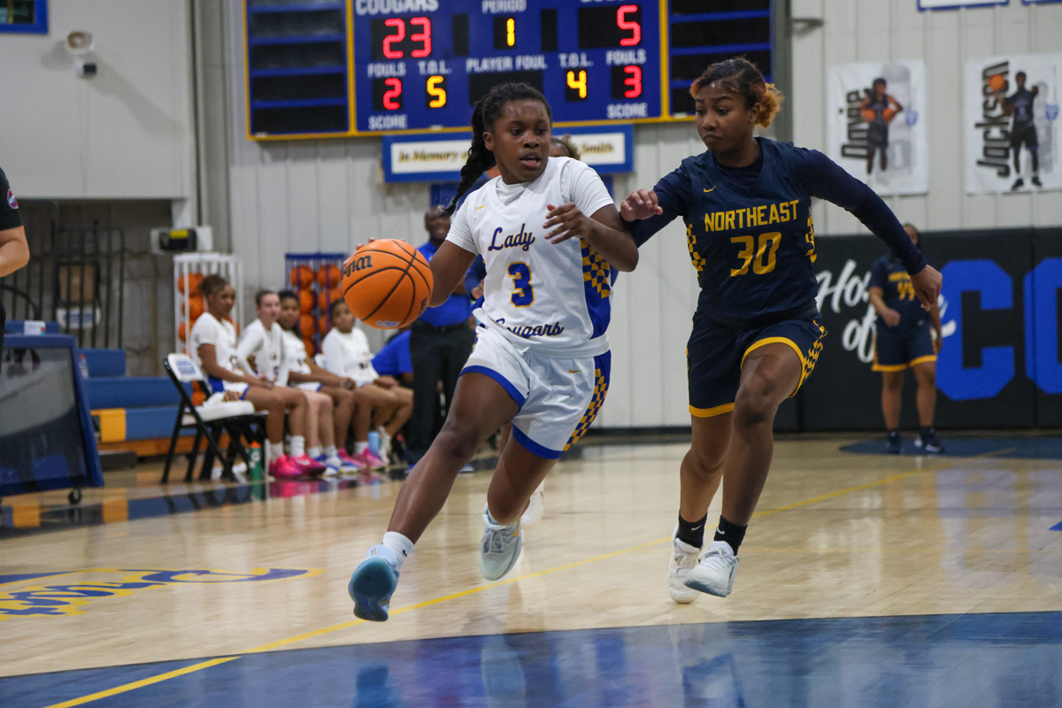 Clarksville Academy girls celebrate Christmas with unwrapping of Northeast | PHOTOS - ClarksvilleNow.com