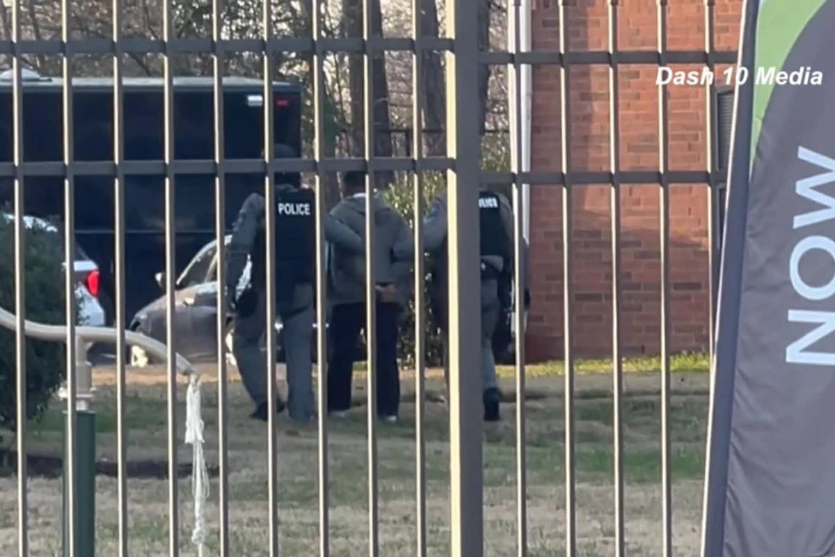 Clarksville Police respond to a barricade situation on South Lancaster Road on Dec. 3, 2025. (Dash 10 Media)