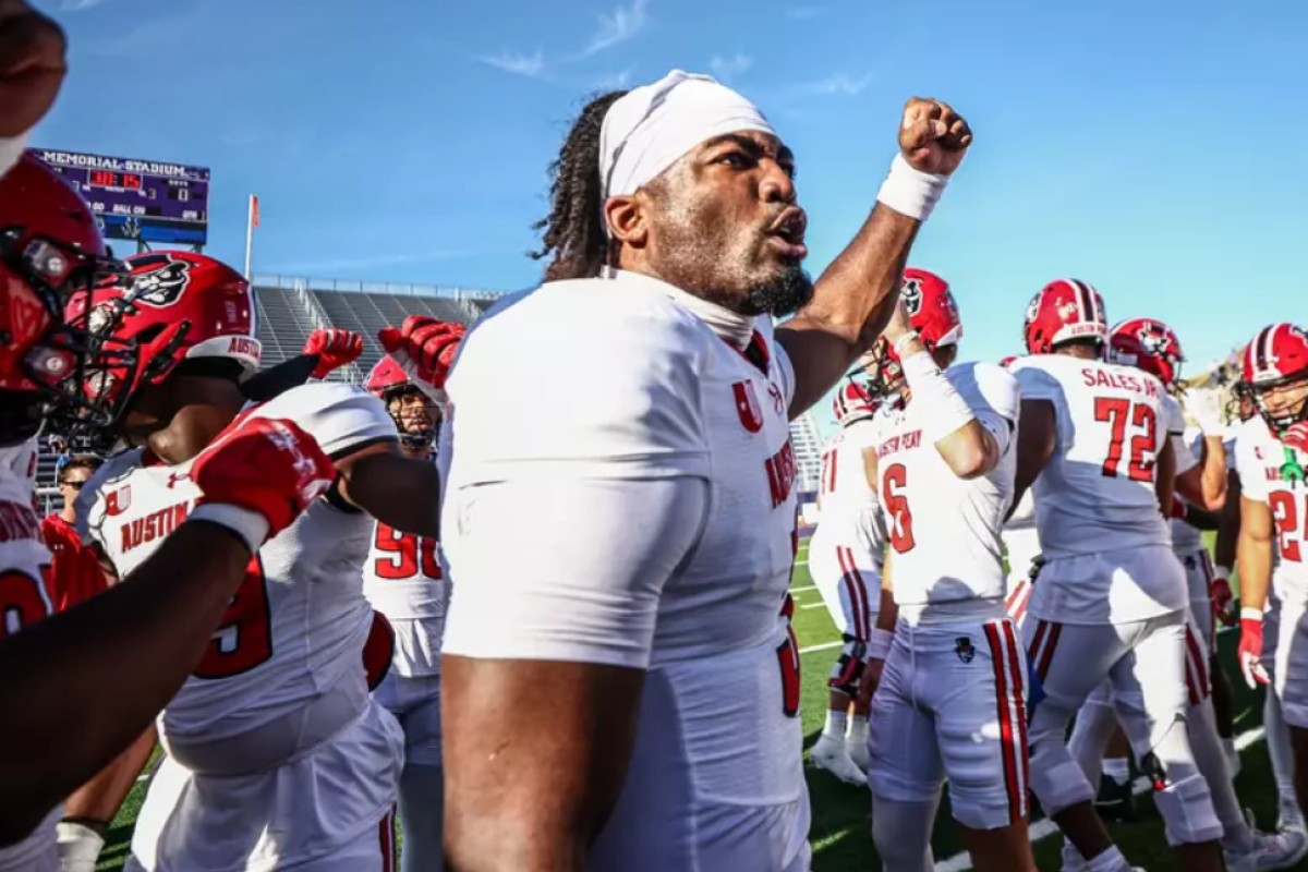 ‘We’ve got unfinished business’: Austin Peay starting quarterback Chris Parson set to return for 2026-27 season