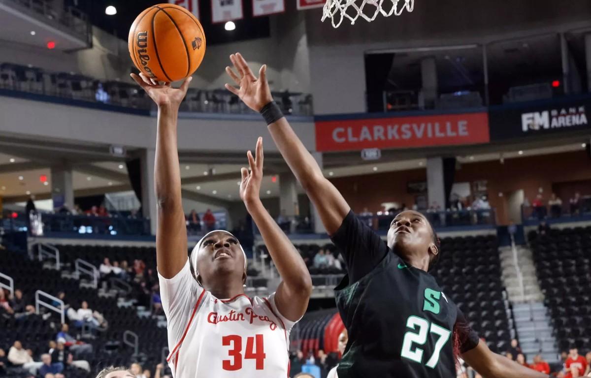 Austin Peay women play Stetson Jan. 10, 2026, on Gary Mathews Court in F&M Bank Arena. (Robert Smith, APSU Athletics, contributed)