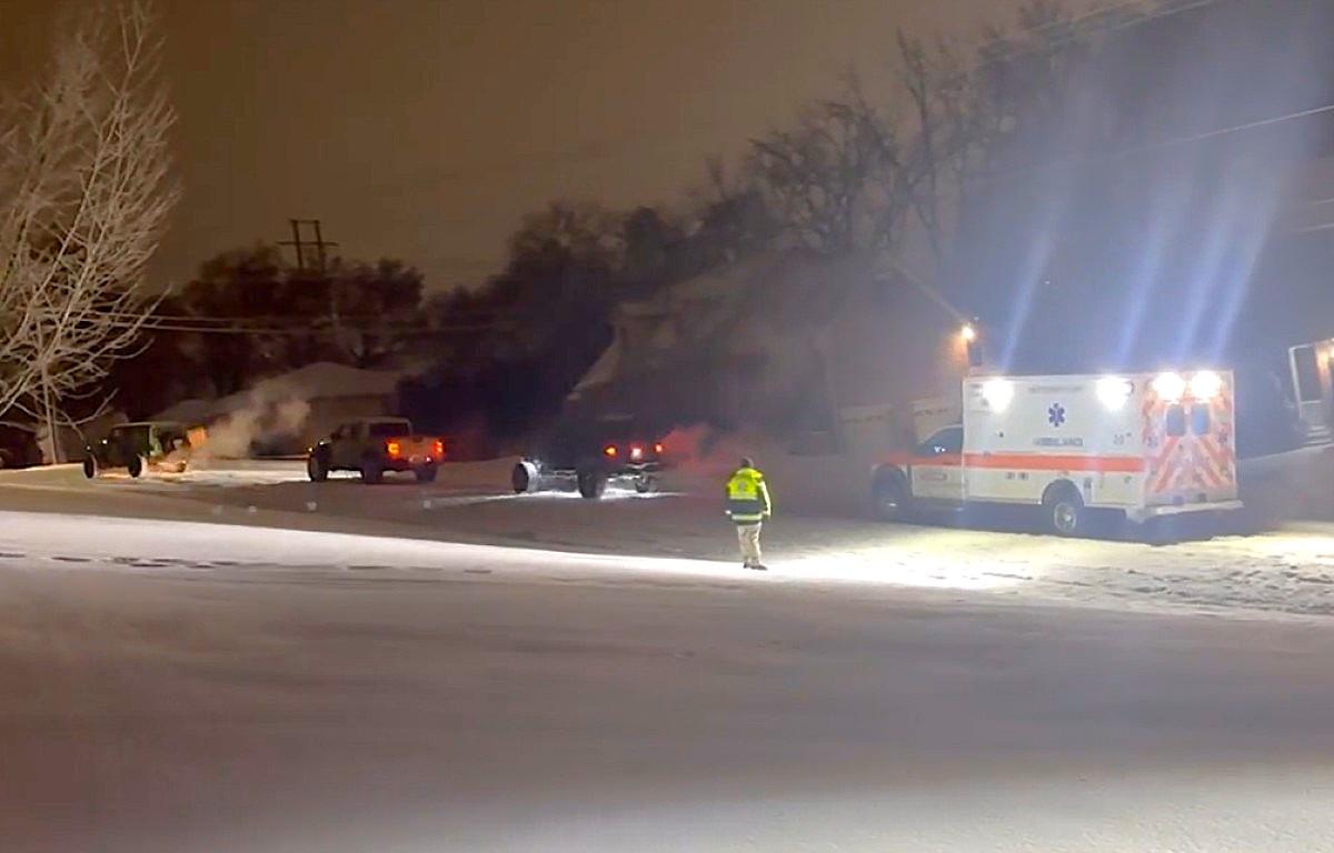 Three Jeep drivers with the all-volunteer Clarksville Jeep Crew tow a Montgomery County Emergency Medical Services ambulance up a hill on Springlot Road off of Warfield Boulevard during the ice storm on Jan. 25, 2026. (Lynn Yonts, Clarksville Jeep Crew, contributed)