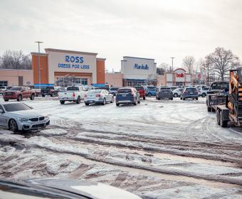 Planet Fitness, Ross, Marshalls, and Bealls parking lot off Madison Street on January 29, 2026. (Wesley Irvin)