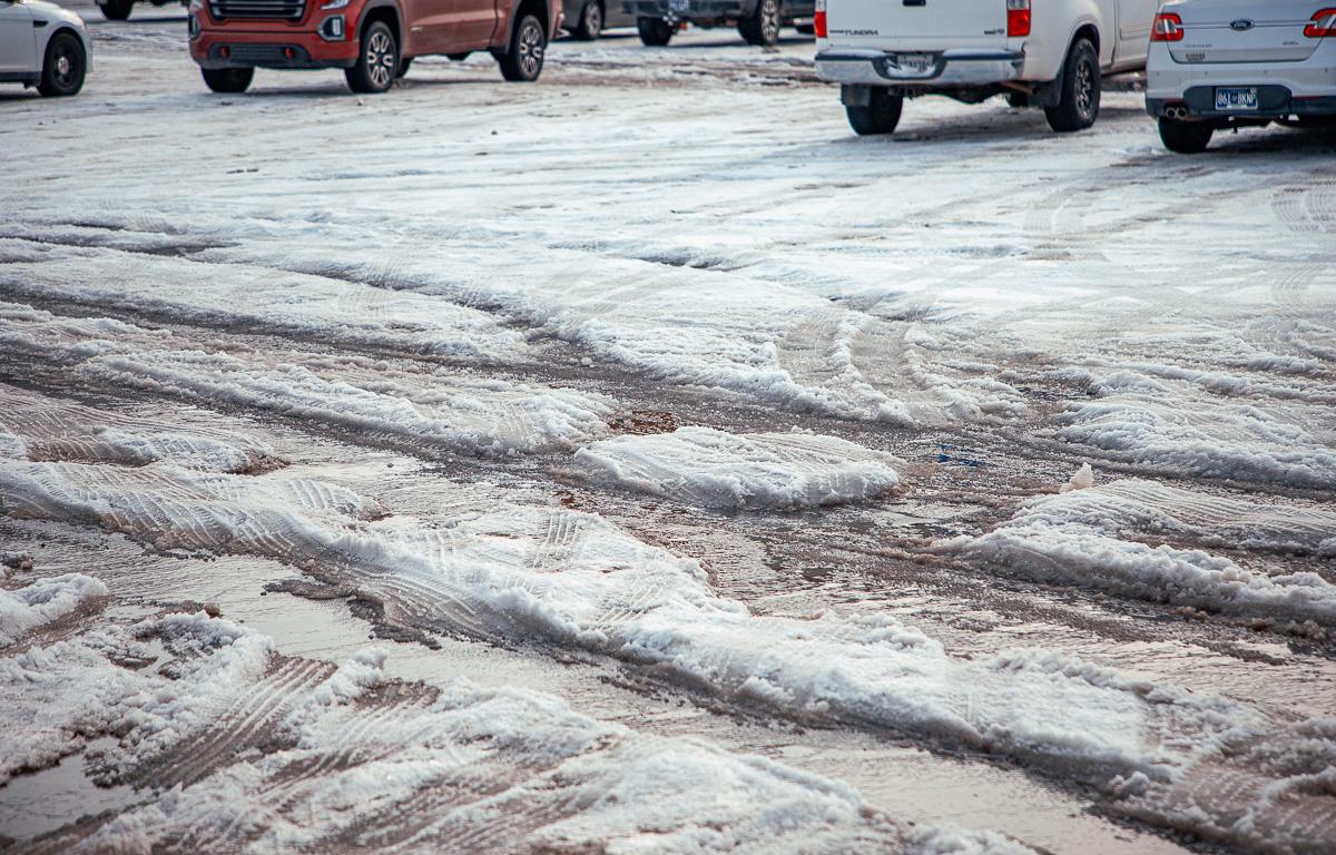 Planet Fitness, Ross, Marshalls, and Bealls parking lot off Madison Street on January 29, 2026. (Wesley Irvin)