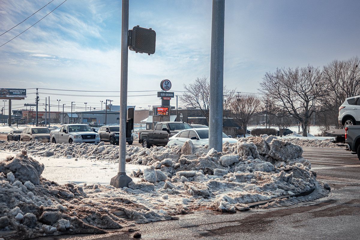 Pedestrian crossing Intersection of Wilma Rudolph and Morris Road on January 29, 2026. (Wesley Irvin)