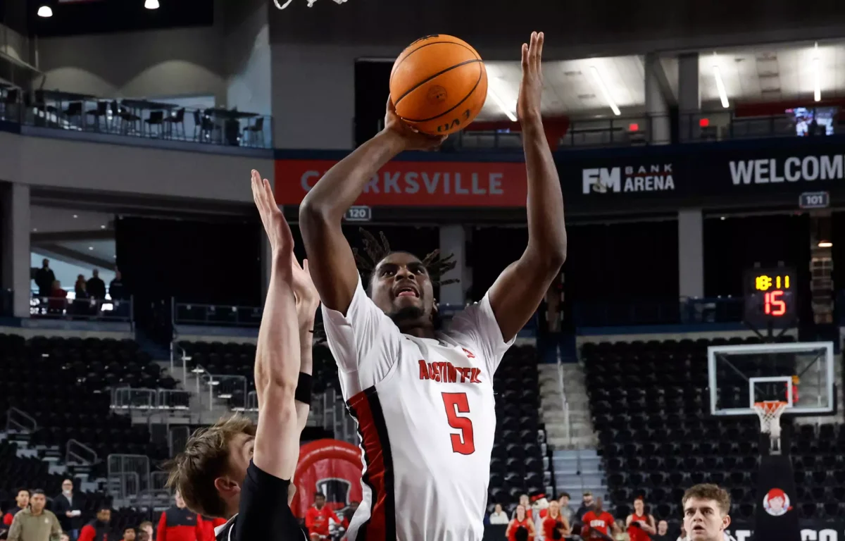 Austin Peay defeated Stetson 73-65 in Atlantic Sun Conference action Friday on Gary Mathews Court in F&M Bank Arena. (Robert Smith, APSU Athletics, contributed)