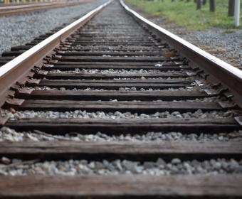 Train tracks. (Shutterstock)