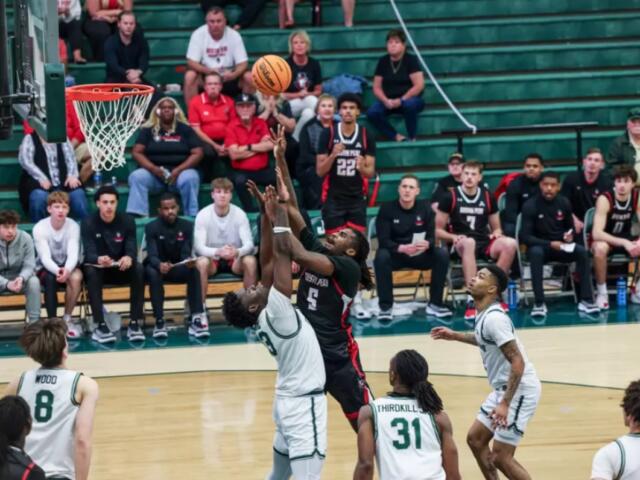 Austin Peay's basketball team clinched no less than a share of the 2026 Atlantic Sun Conference Regular-Season Championship in a 65-61 win against Jacksonville at Swisher Gymnasium, Feb. 21, 2026, in Jacksonville, Florida. (Alex Allard, APSU Athletics)